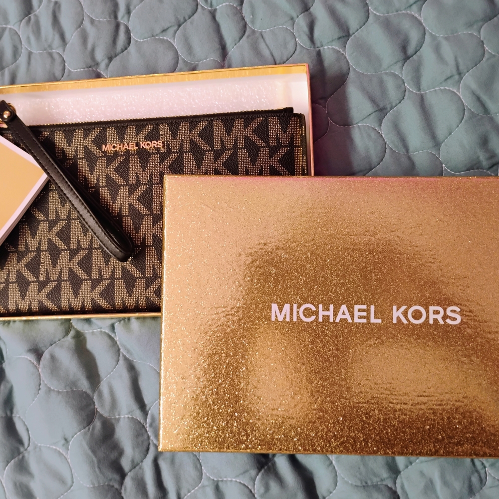 Michael Kors Black and Gold Logo Clutch MAKE ME A OFFER!!